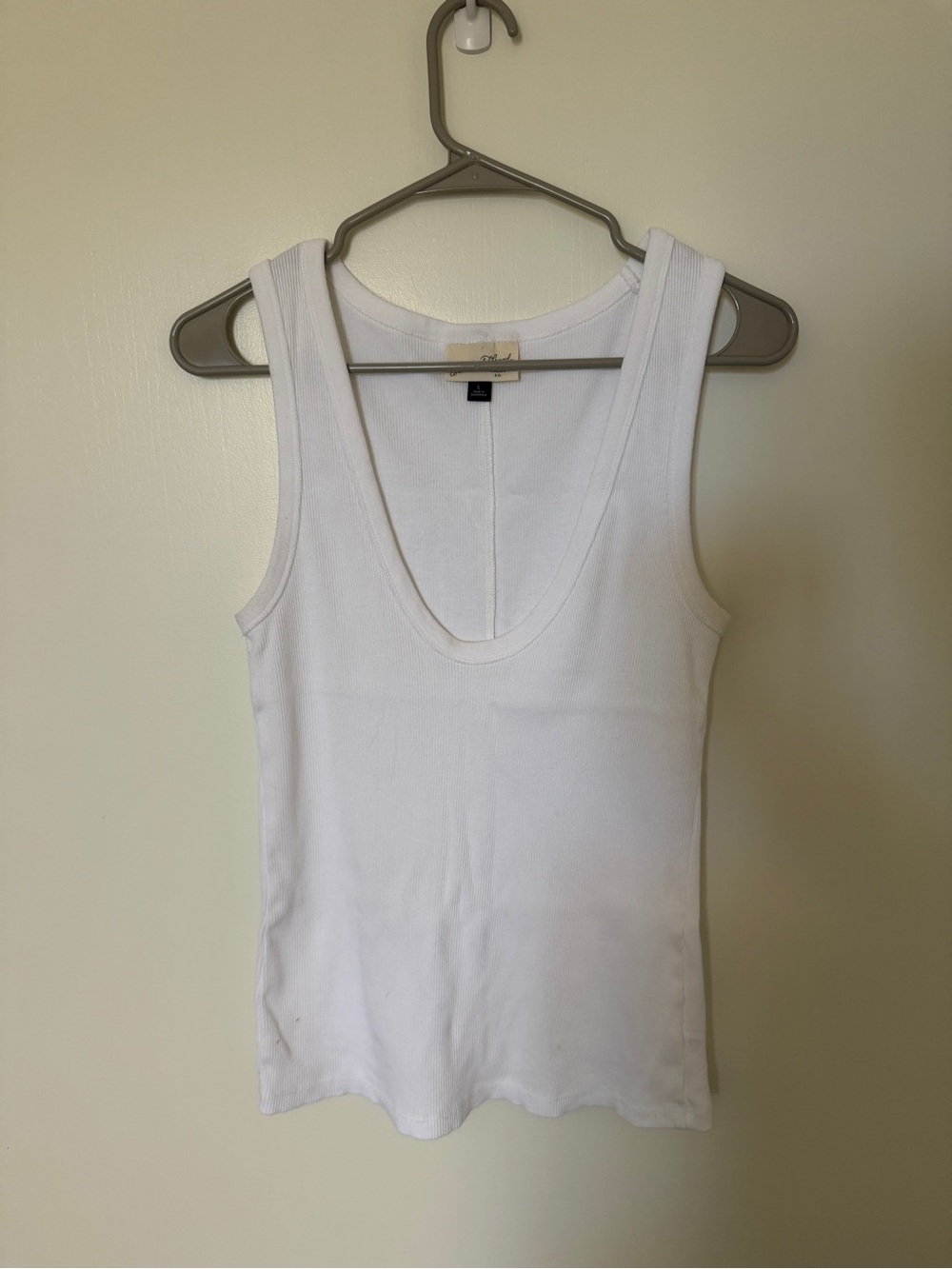 Women’s White Universal Thread Tank Top